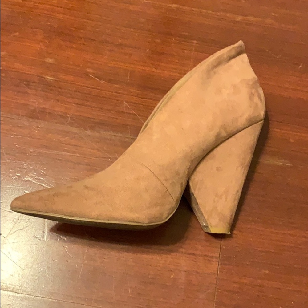 Qupid Heels - Picture 2 of 2